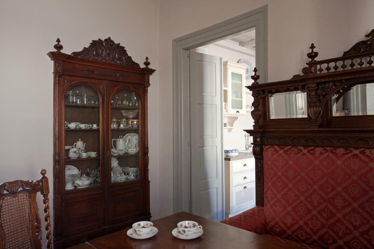 فيلا Dellagracia Mansion In Poseidonia Syros Posidhonía المظهر الخارجي الصورة