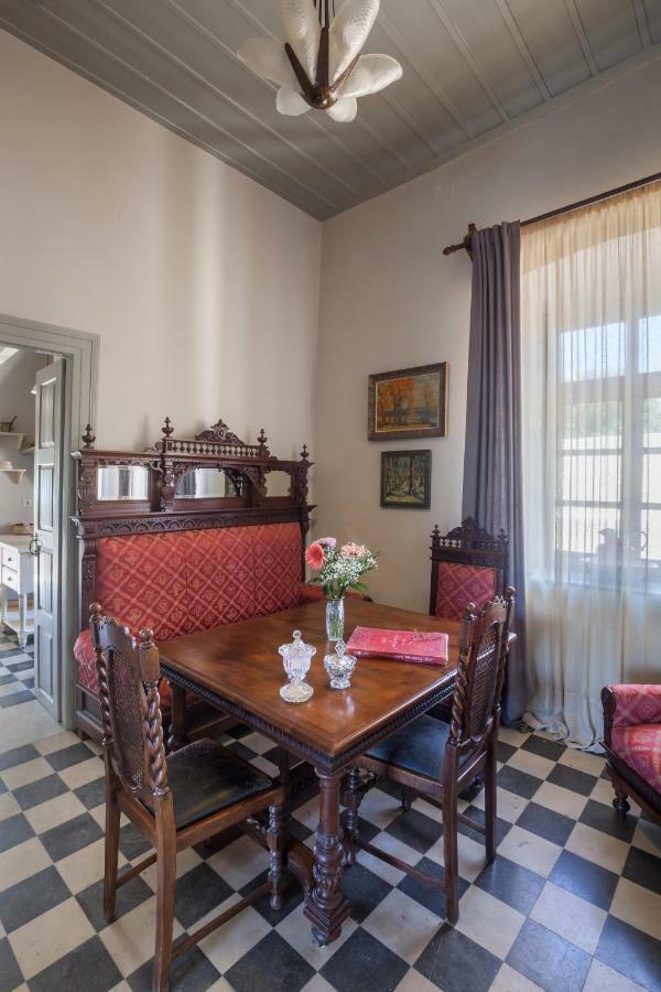 فيلا Dellagracia Mansion In Poseidonia Syros Posidhonía المظهر الخارجي الصورة