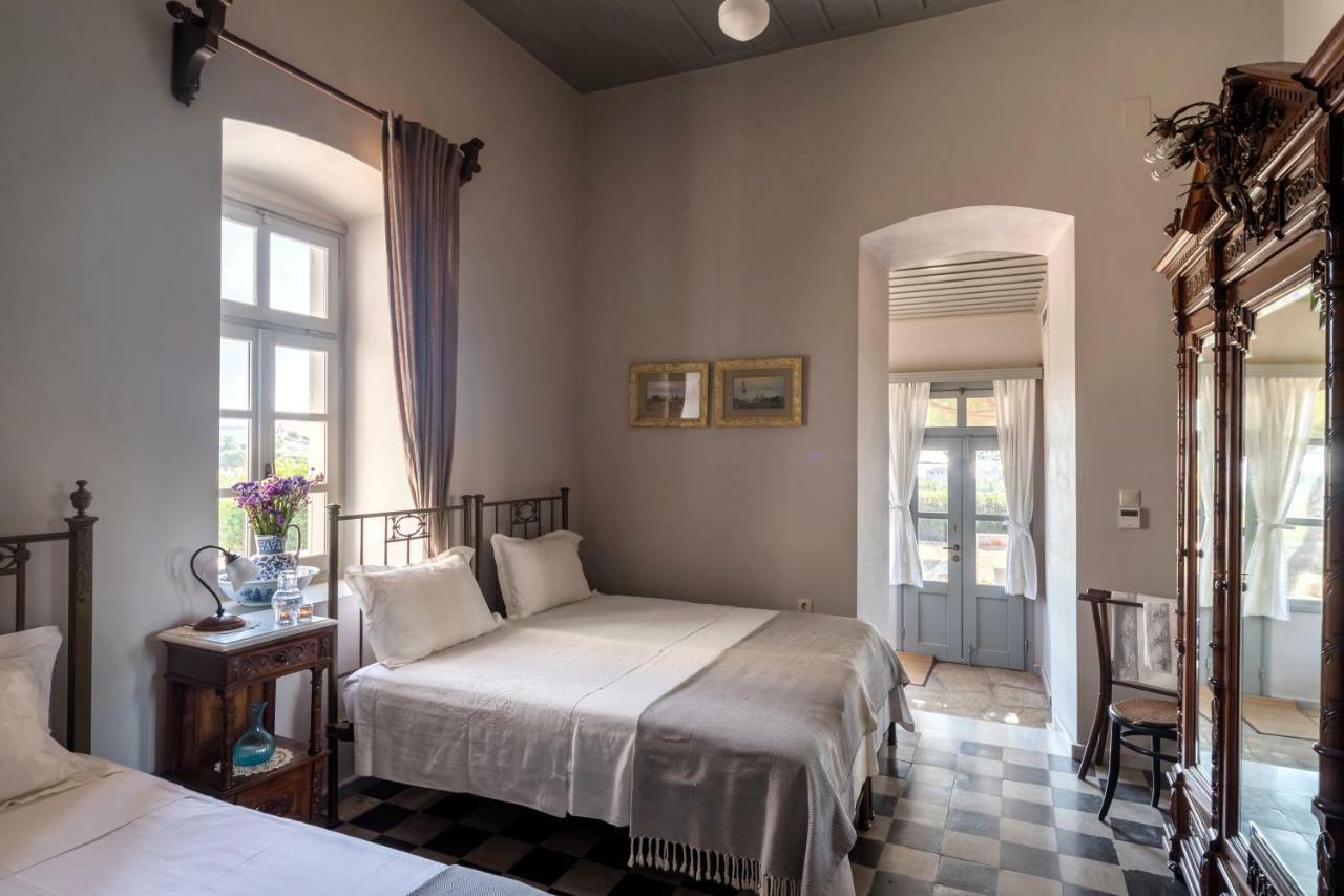 فيلا Dellagracia Mansion In Poseidonia Syros Posidhonía المظهر الخارجي الصورة